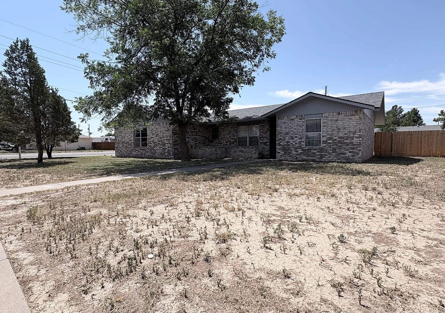 1300 Taylor Dr. — Photo 2