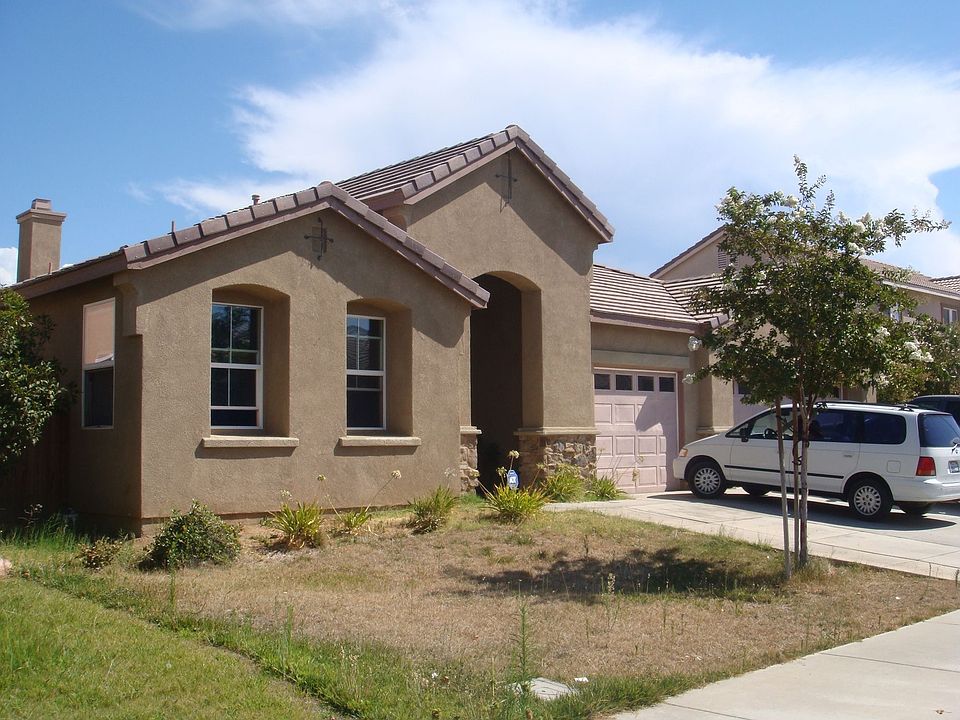 1st image of 26642 Emerald Ave