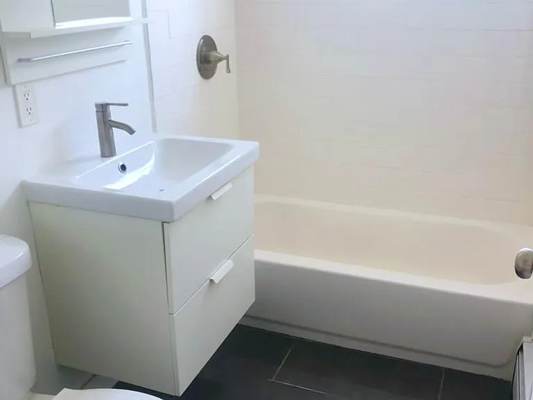 521 Terry St #10 — Photo 9