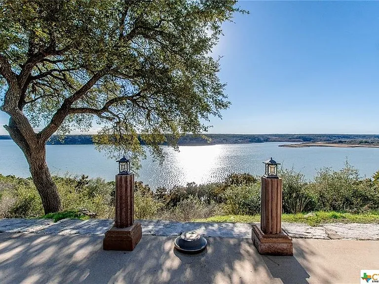 6899 Owl Creek Park Rd — Photo 1
