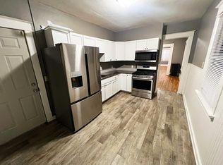 1041 Arkwright St N, Saint Paul, MN 55130