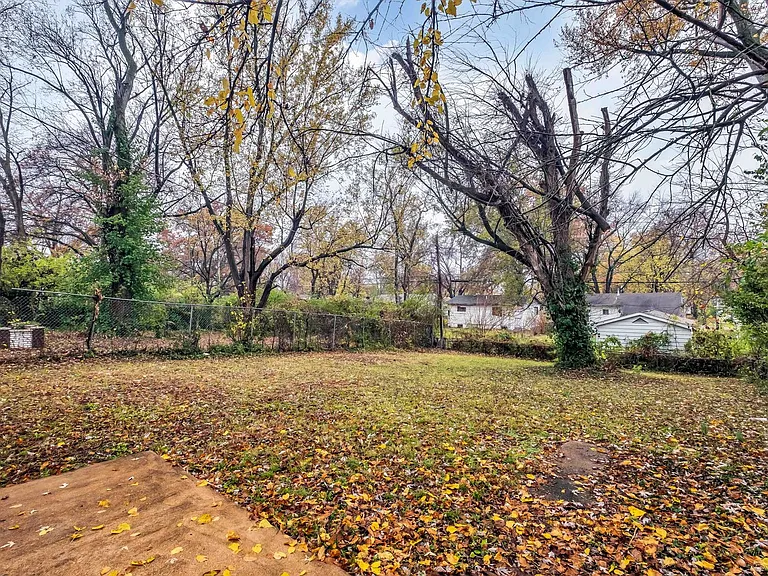 10521 Duke Dr — Photo 26