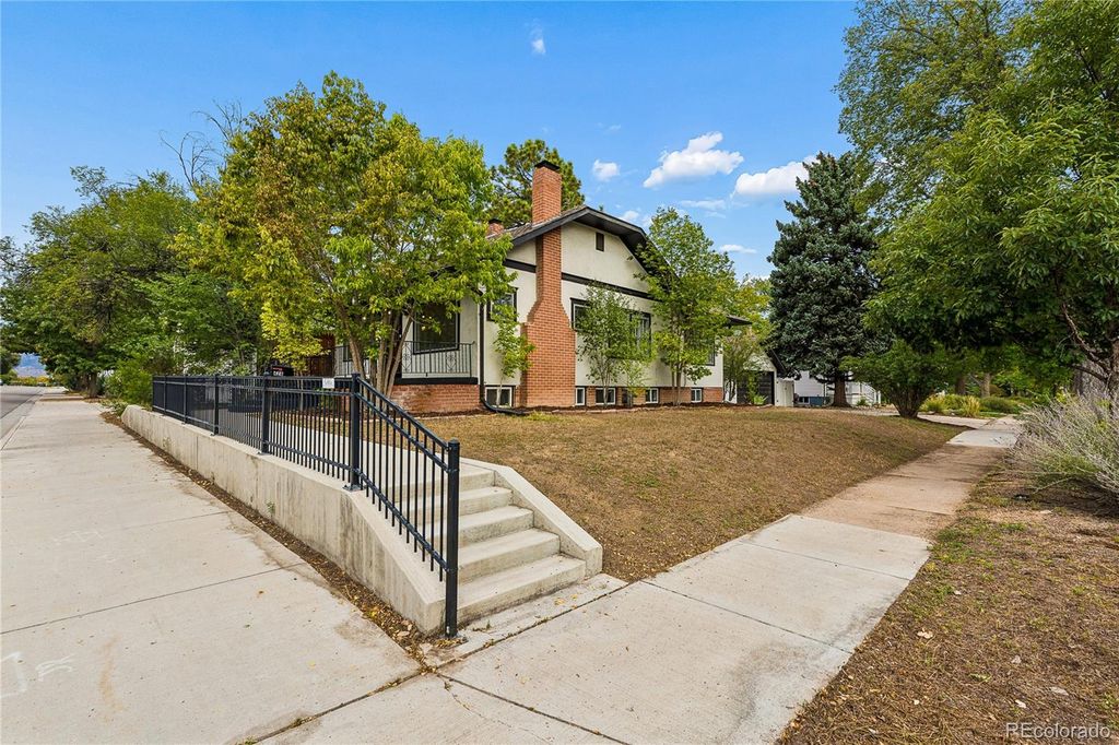426 E Prospect Road