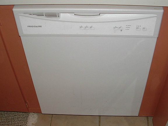 FRIGIDAIRE DISHWASHER