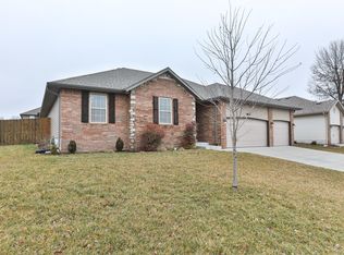 1393 S Miller Ave, Springfield, MO 65802
