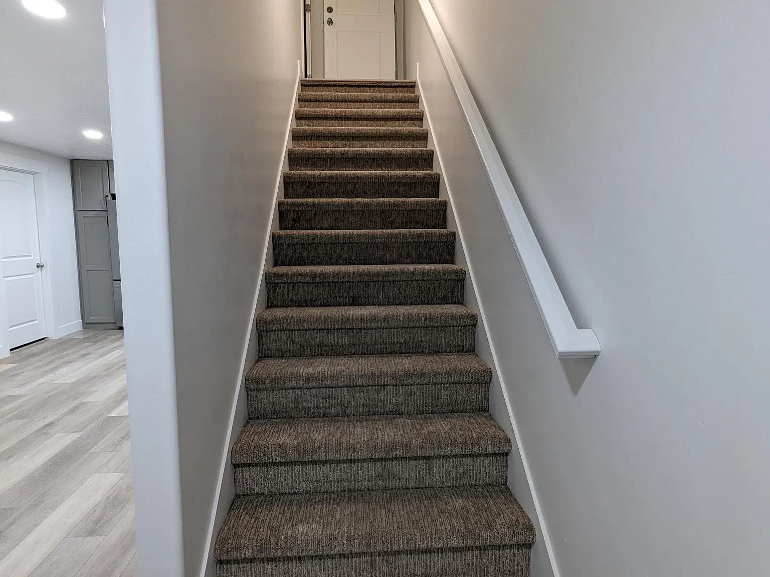 1 bed, 700 sqft, $1,400 — Photo 3
