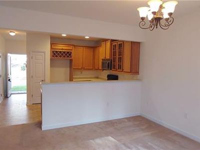 363 Doughton Ln, Charlotte, NC, 28217