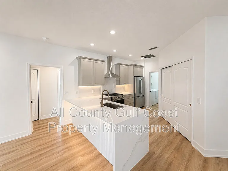 11318 Pine Lilly Pl — Photo 6