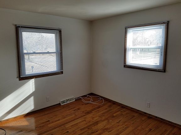 2nd image of 1553 Dover Dr