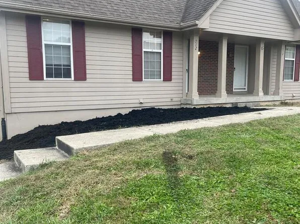 712 SW 36th Street Ter, Blue Springs, MO 64015