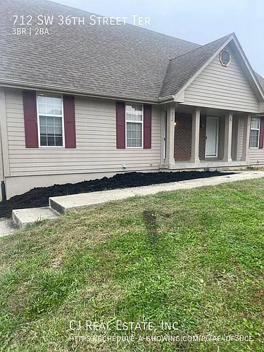 712 SW 36th Street Ter Photo 1