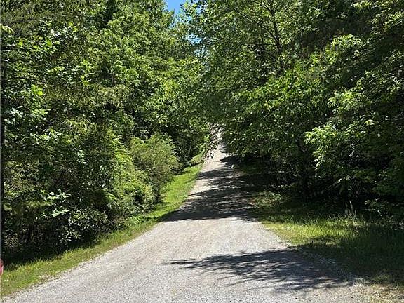 3rd image of LOT 11 Hamlet Way