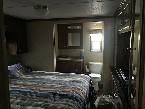 master bedroom - king w/bath