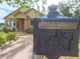 603 S Trinity St, Decatur, TX 76234