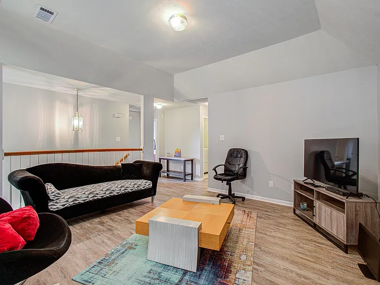 3043 W Hampton Dr — Photo 42
