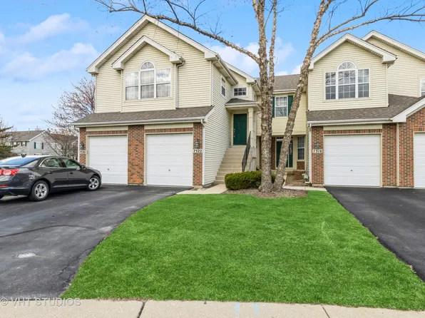 7322 Grandview Ct #7322, Carpentersville, IL 60110