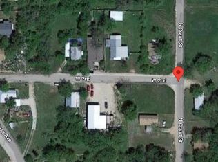 111 W 2nd St, Breckenridge, TX 76424