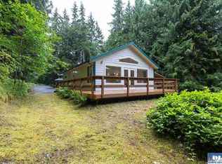 517 Solmar Dr, Sequim, WA 98382