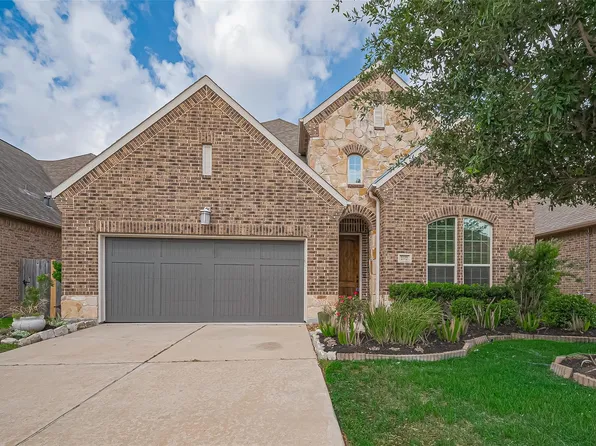 2112 Arrowood Glen Dr, Houston, TX 77077