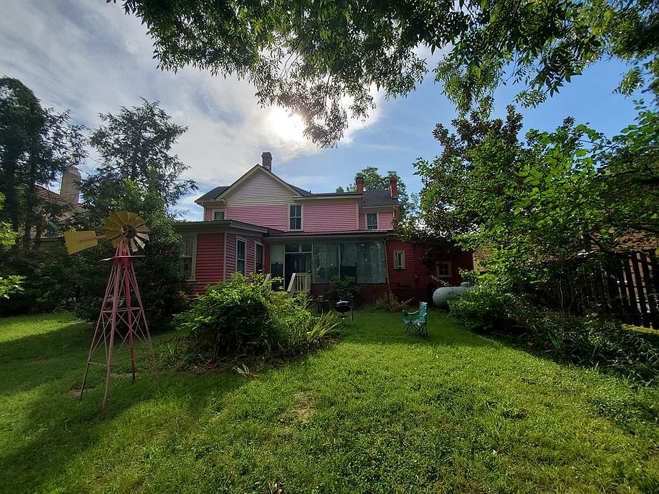 618 S Main St Blackstone, VA Zillow Apartments for Rent in Blackstone