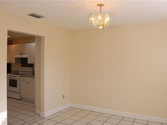 4th image of 4543 Ashford Dr