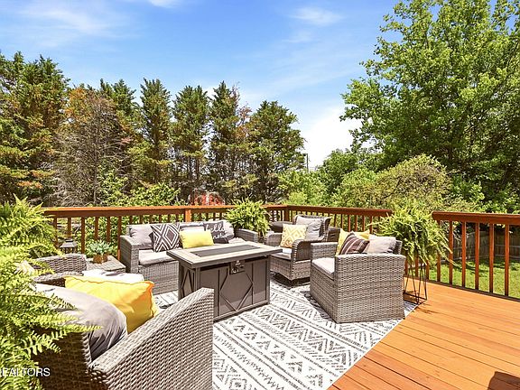 2nd image of 2040 Saint Gregorys Ct