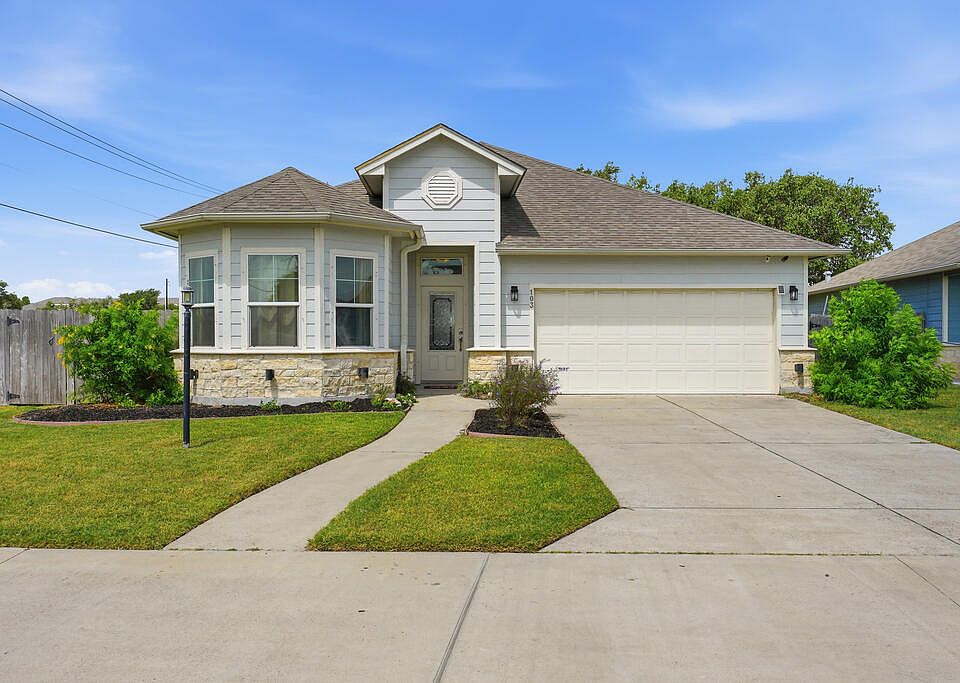 1st image of 103 Lighthouse Cove Dr
