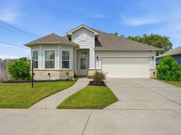103 Lighthouse Cove Dr, Fulton, TX 78358