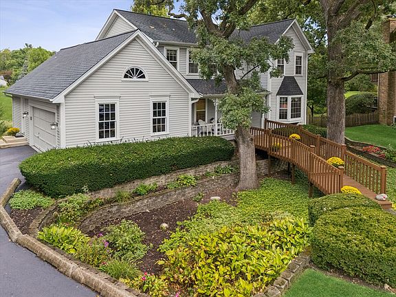 4th image of 2146 Oak Ct