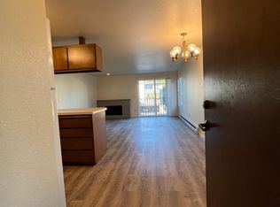 1535 NW 53rd St APT 3, Seattle, WA 98107