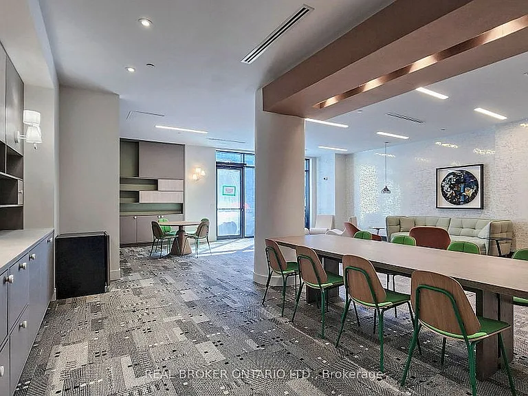 35 Tubman Ave #Penthouse 1115 — Photo 19