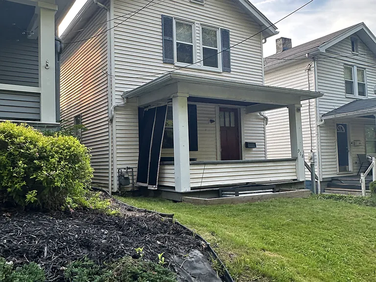 918 Watson St — Photo 7