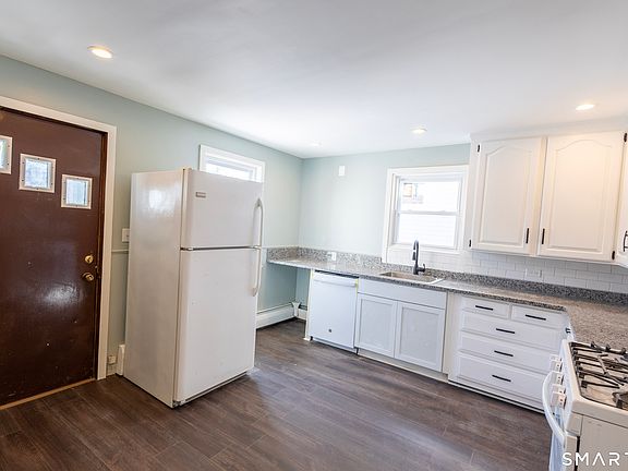 5th image of 40 Broad Street