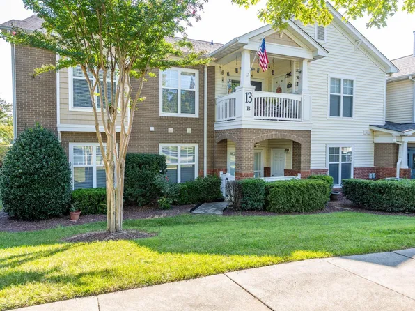 16638 Amberside Rd, Cornelius, NC 28031
