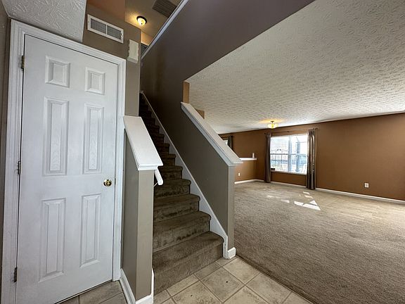 5th image of 1922 Oakbrooke Dr