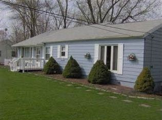 5956 Robertdale Rd, Oakwood, OH 44146