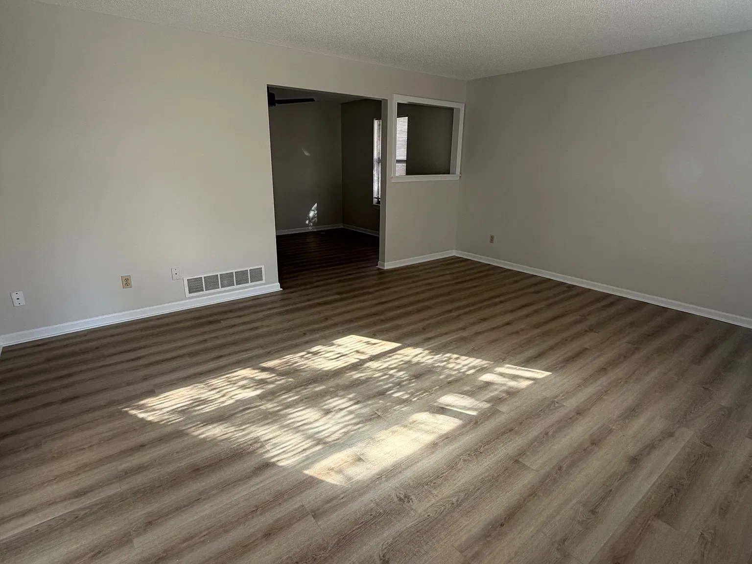 507 Streck - B — Photo 2