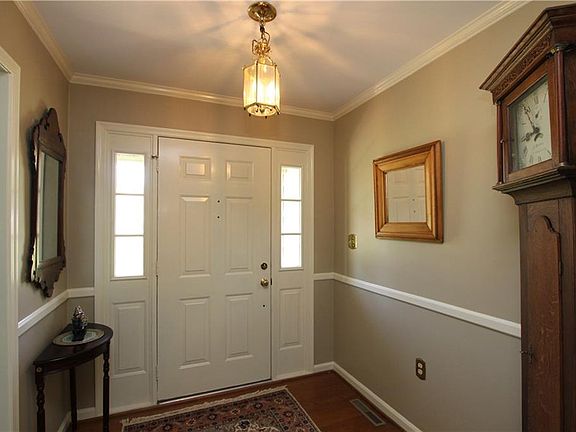 4th image of 9586 N Shore Dr