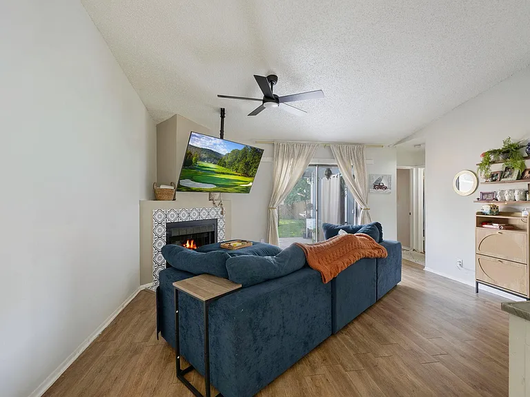 8317 Forest Ridge Dr — Photo 6