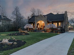 12973 Clifton Blvd, Lakewood, OH