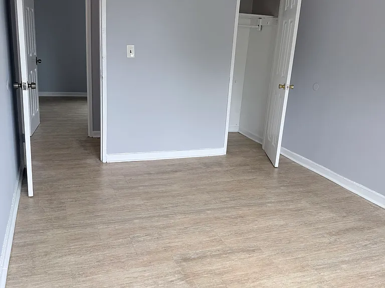 70 Crawford St — Photo 30