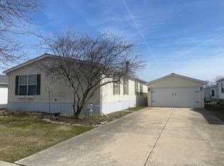 409 Hyacinth Ln, Matteson, IL 60443
