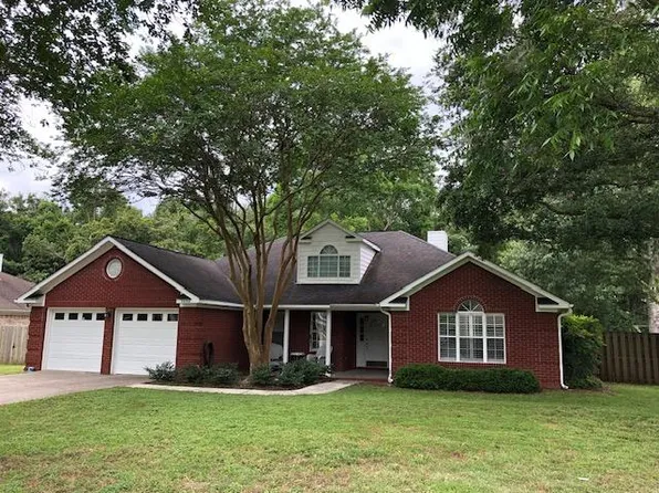 20865 Lowry Dr, Fairhope, AL 36532