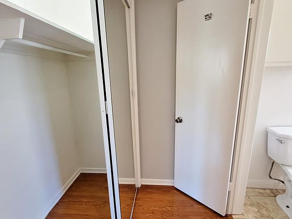 4th image of 1253 N Las Palmas Ave APT 6