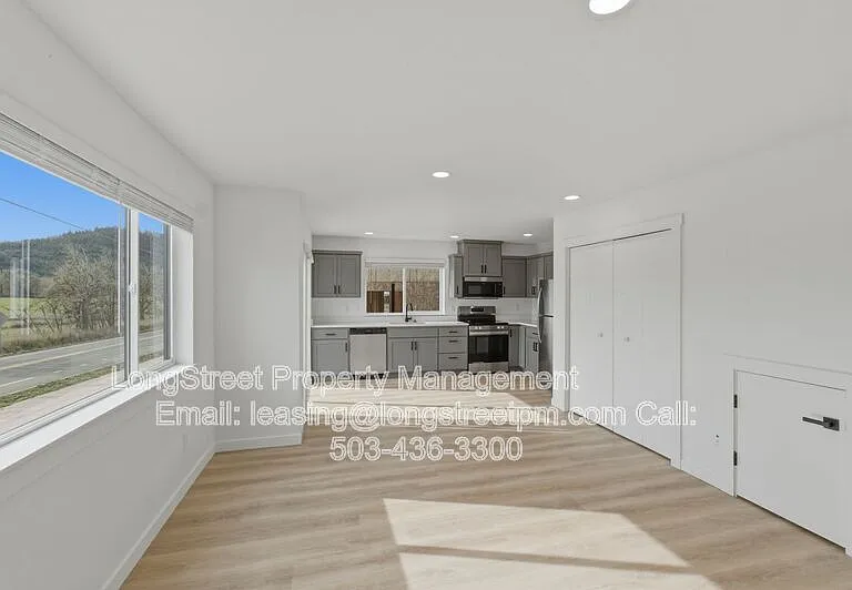 820 S 19th St — Photo 28