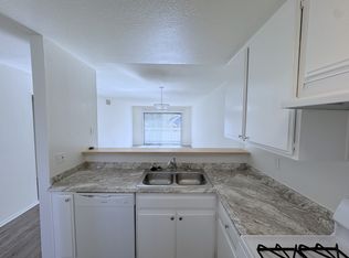 7340 Foothill Blvd APT 2, Tujunga, CA 91042