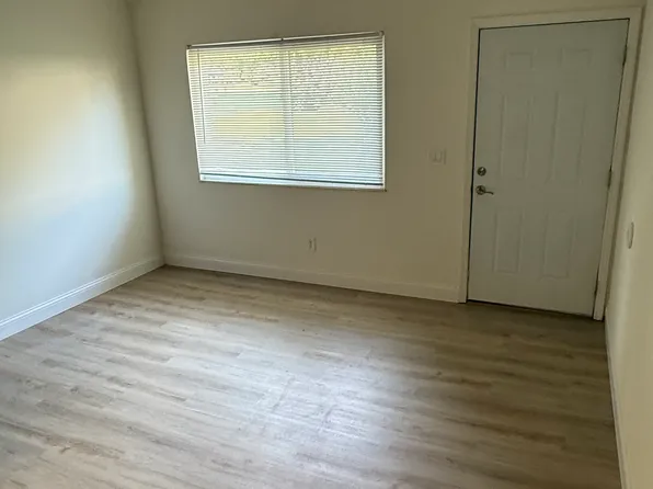 502 Village Dr #502, Glen Carbon, IL 62034