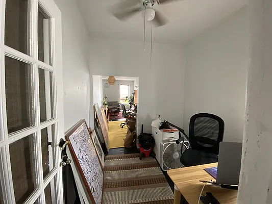 Rented by Realty Collective | media 18