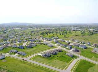 513 Little Fox Trl, Mount Horeb, WI 53572