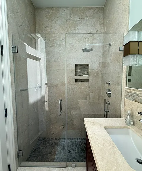2540 Sacramento St — Photo 24